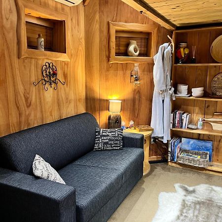 Tree House Lodge Bed & Breakfast Cheviot 외부 사진